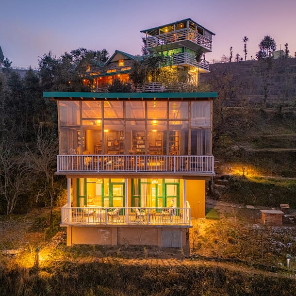 Exterior of Mrida